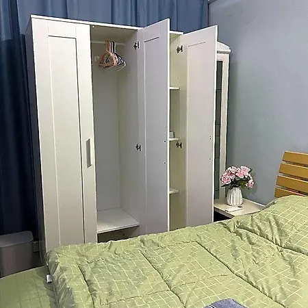 Firstfloordomea